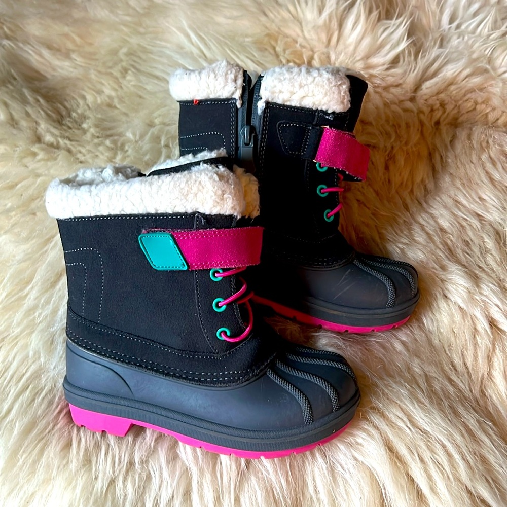 Cat and Jack toddler girl Snow Boots